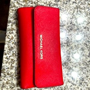 Michael kors woman wallet